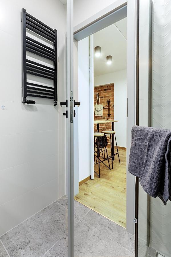 Rynek 3 Old Town Apartment วรอตซวาฟ ภายนอก รูปภาพ