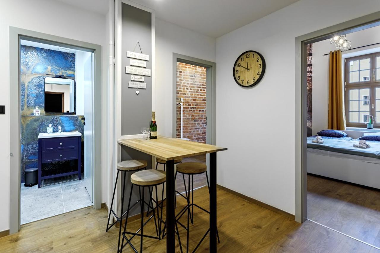 Rynek 3 Old Town Apartment วรอตซวาฟ ภายนอก รูปภาพ