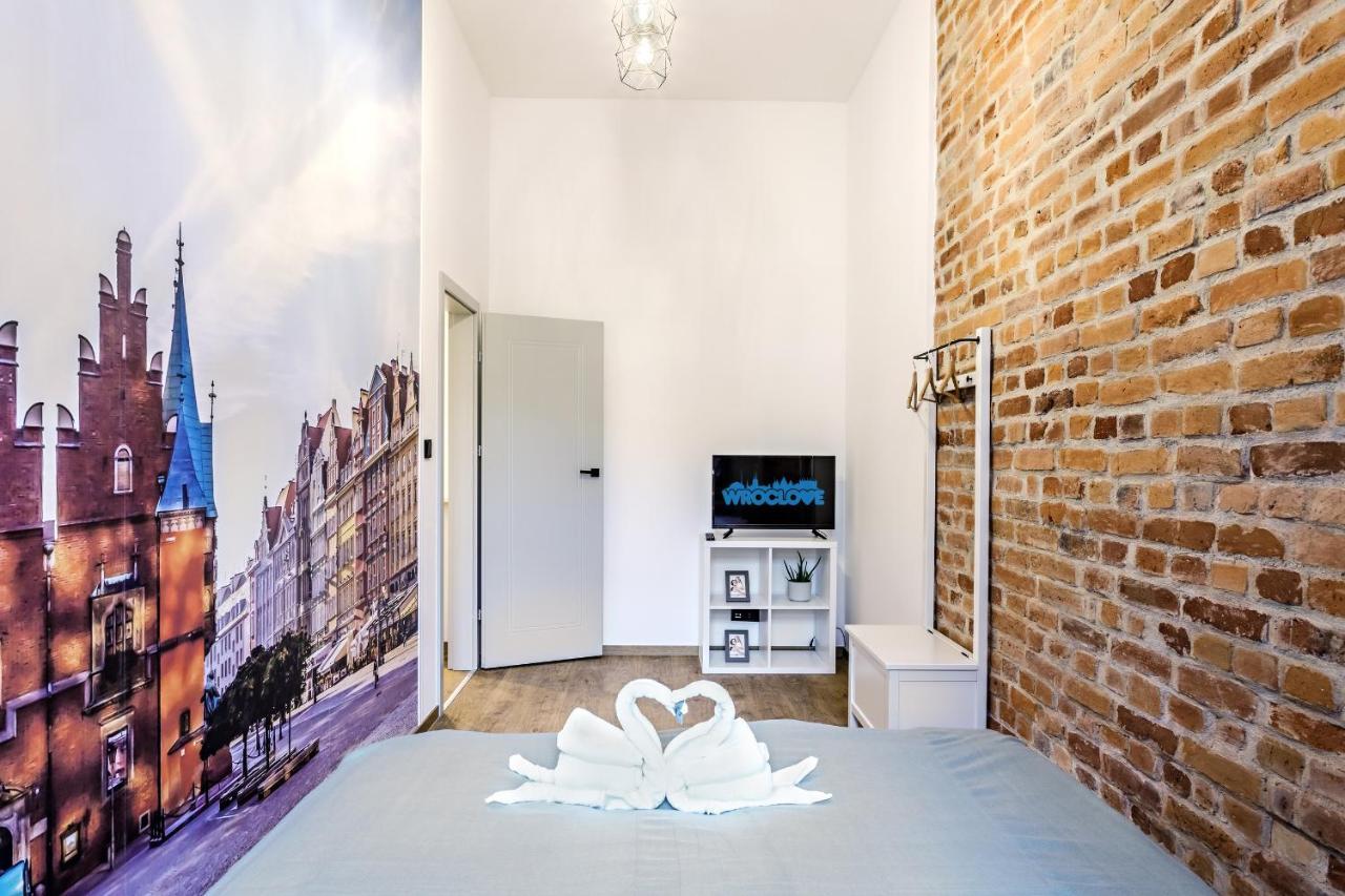 Rynek 3 Old Town Apartment วรอตซวาฟ ภายนอก รูปภาพ