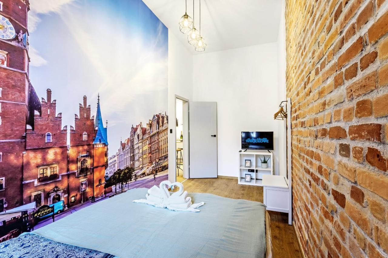 Rynek 3 Old Town Apartment วรอตซวาฟ ภายนอก รูปภาพ